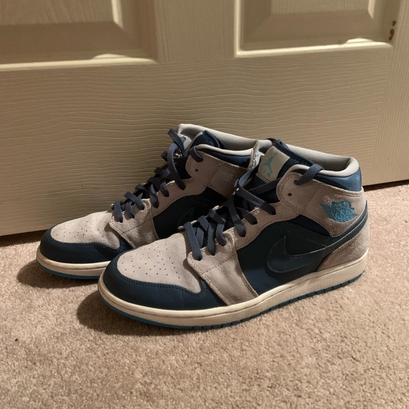 EUC Air Jordan 1, size 11.5 - Picture 3 of 5